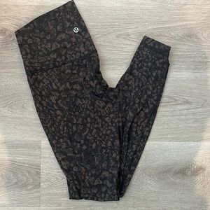 Lulu lemon align 25” inch good condition